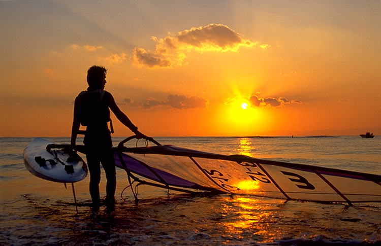 ���N���b�N�F�g�b�v�y�[�W�ɖ߂�A�E�N���b�N�F�摜����荞�ނƂ����ł��܂�