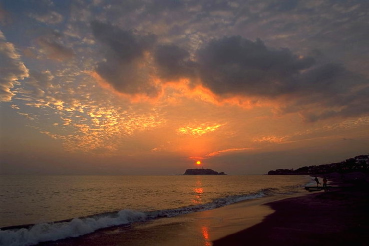 ���N���b�N�F�g�b�v�y�[�W�ɖ߂�A�E�N���b�N�F�摜����荞�ނƂ����ł��܂�