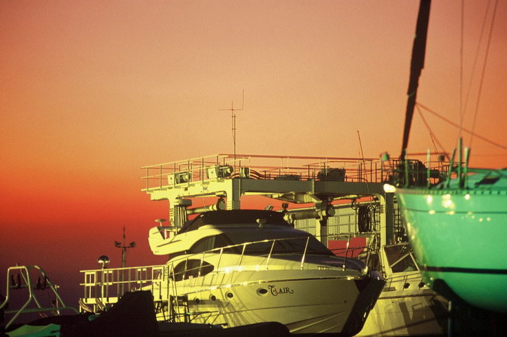 ���N���b�N�F�g�b�v�y�[�W�ɖ߂�A�E�N���b�N�F�摜����荞�ނƂ����ł��܂�