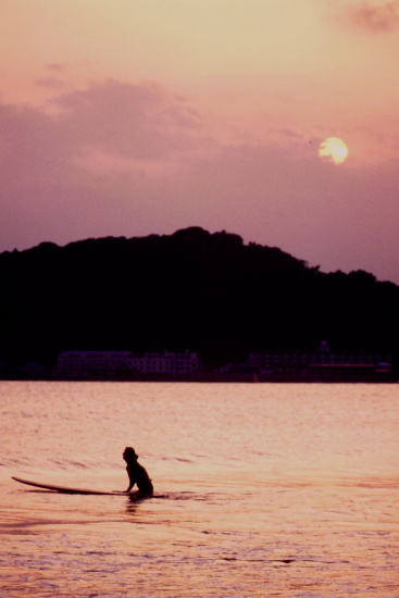 ���N���b�N�F�g�b�v�y�[�W�ɖ߂�A�E�N���b�N�F�摜����荞�ނƂ����ł��܂�