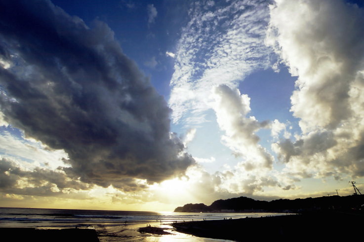 ���N���b�N�F�g�b�v�y�[�W�ɖ߂�A�E�N���b�N�F�摜����荞�ނƂ����ł��܂�